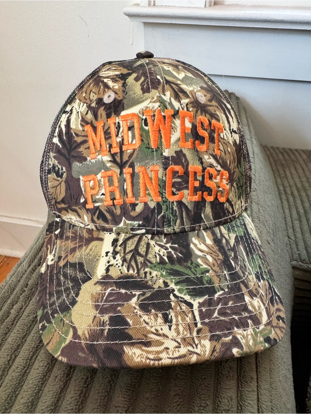Chappell Roan Midwest princess hat